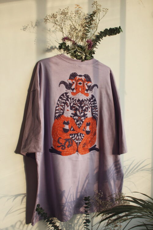 Vera Diez Letras Lila 4 Camiseta por DiezLetras: Catarsis de la Naturaleza y Espiritualidad