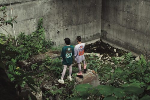 cementoscaldasjuntxs Camiseta por DiezLetras: Catarsis de la Naturaleza y Espiritualidad